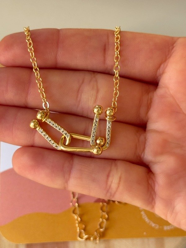 Producto - Collar Enganchado