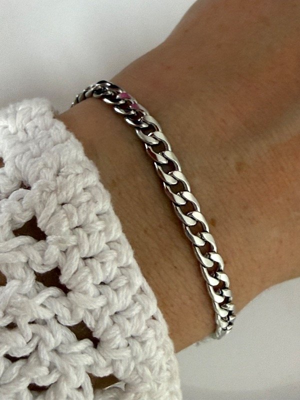 Producto - P716 Pulsera plana grosor 1.2 largo 20 cm acero quirúrgico