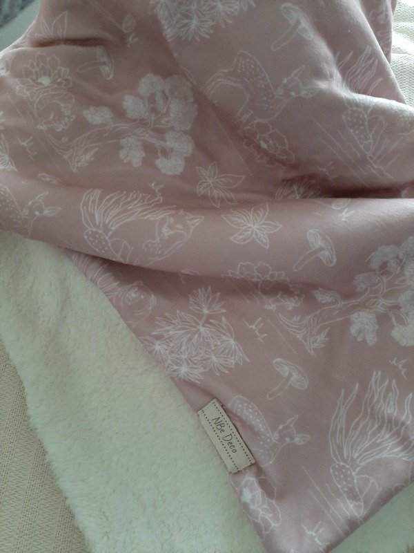 Producto - Manta Selva rosa viejo polar soft reverso corderito