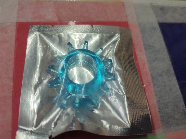 Producto - Anillo peneano con tachas