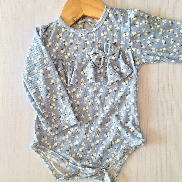 Producto - Body Morley Celeste con Flores Blancas