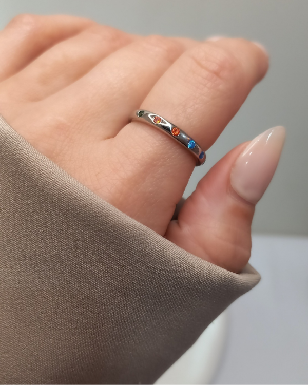 Producto - Anillo con Cubics de colores. Plata925