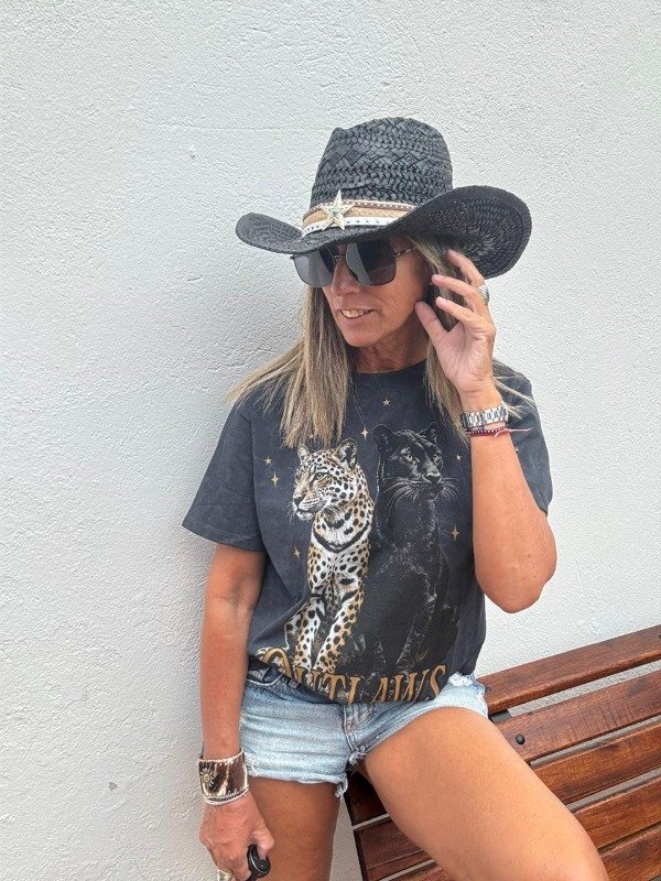 Producto - remera negra