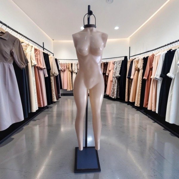 Producto - maniqui ahorcado plastico brilloso sin brazos color nude