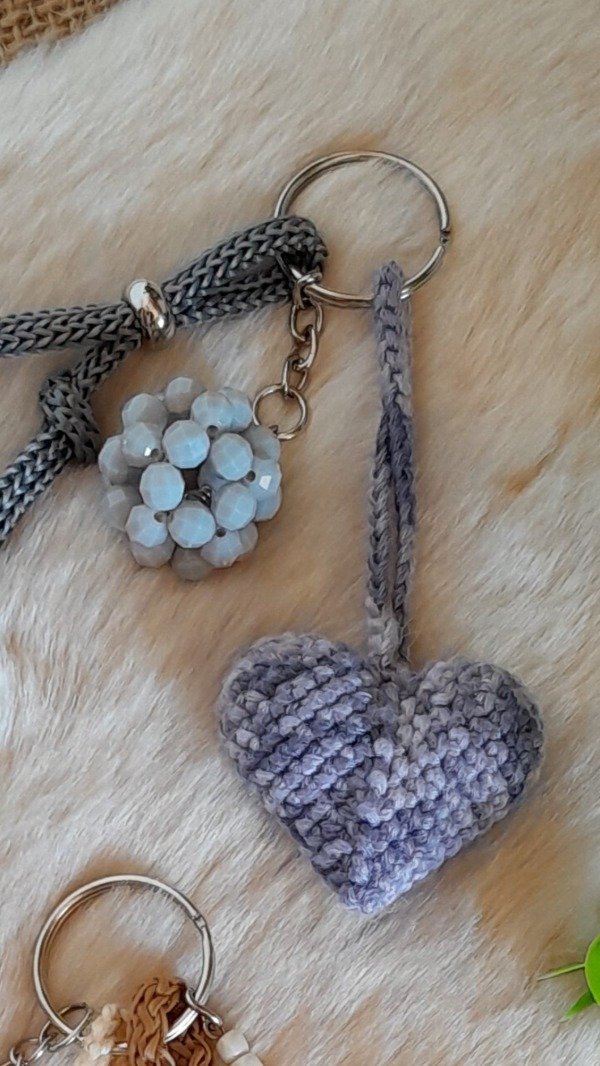 Producto - Corazón Decorado en Gris Niebla