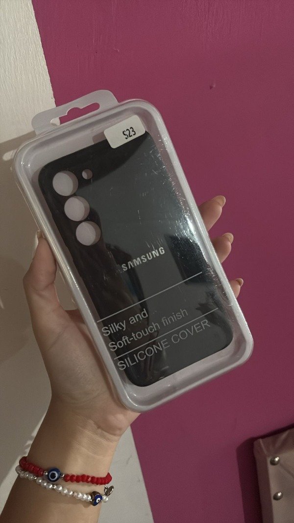 Producto - Silicon case negra - Samsun S23