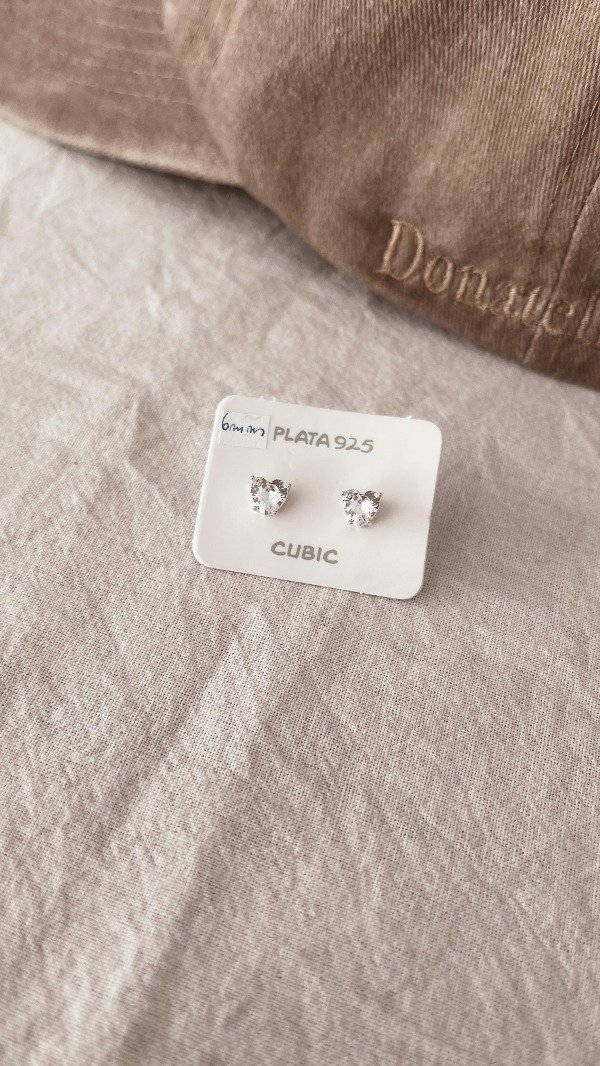 Producto - aros corazon cubic plata 925