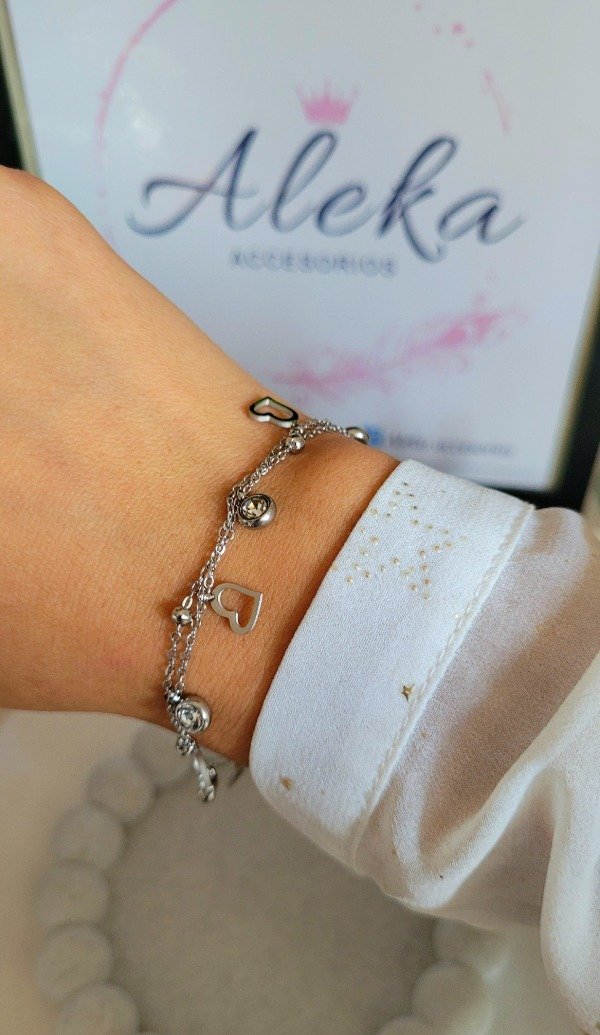 Producto - Pulsera doble con dijes de corazones y strass de acero quirúrgico - 0