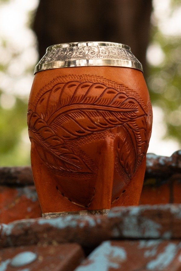 Producto - Mate Torpedo Repujado Suela Cincelado Suela