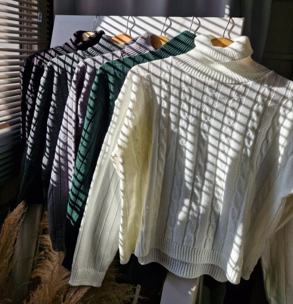 Producto - Sweater polera trenzado chico