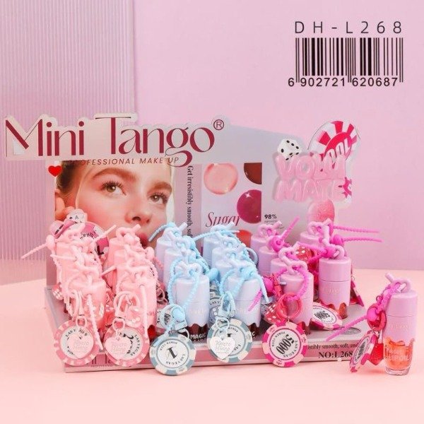 Producto - BRILLO LABIAL CON LLAVERO FICHA