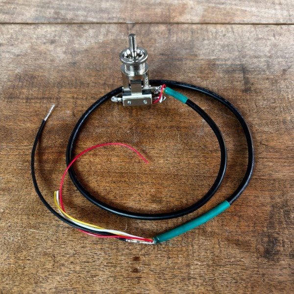 Producto - Llave Selectora 1102 Recta Corta 3P Dimarzio con Cableado de 3 conductores+malla