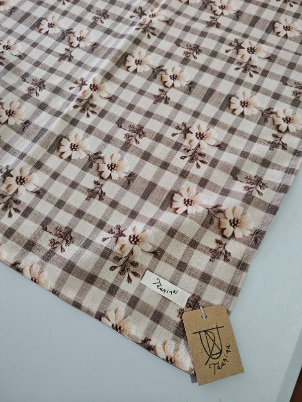 Producto - Camino flores cuadrille