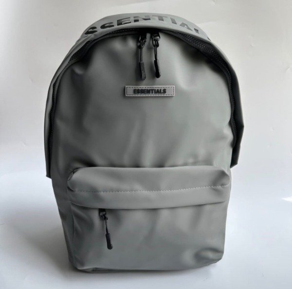 Producto - Mochila Essentials