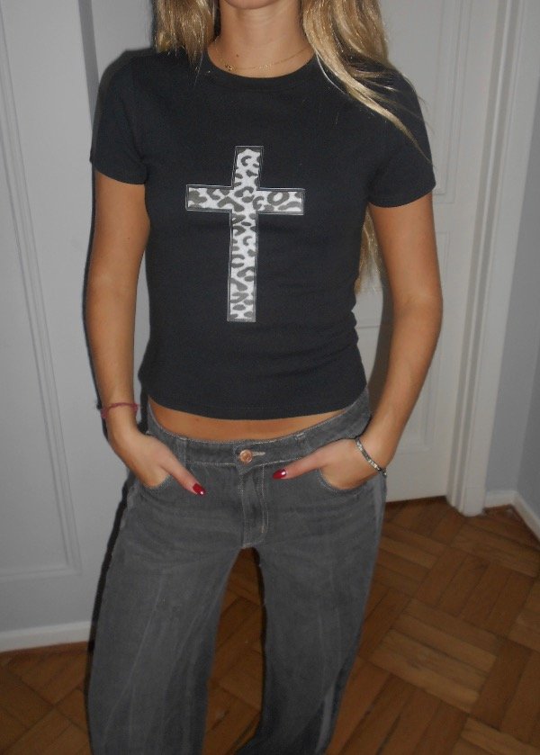 Producto - Remera CRUZ