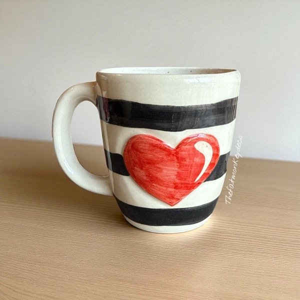 Producto - Taza corazón a rayas