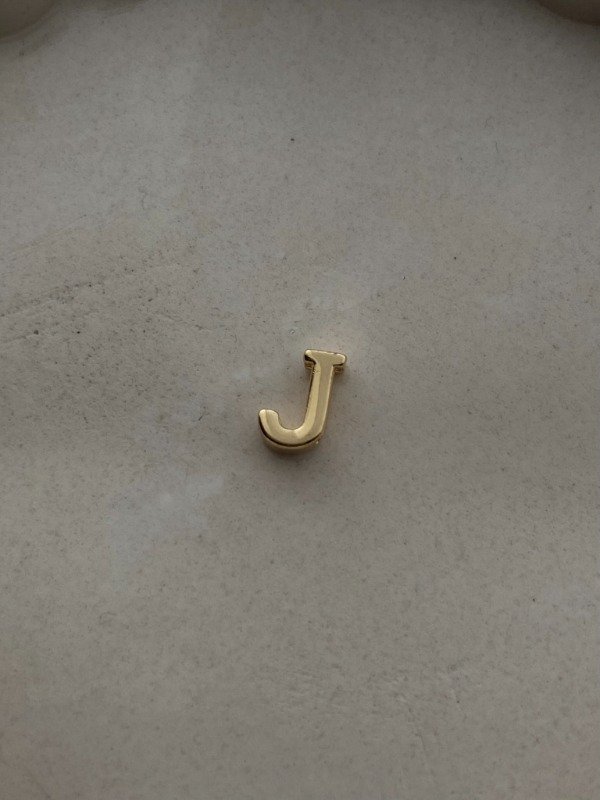 Producto - Dije pasante J