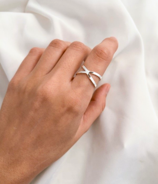 Producto - ANILLO ACERO BLANCO - CRUZADO
