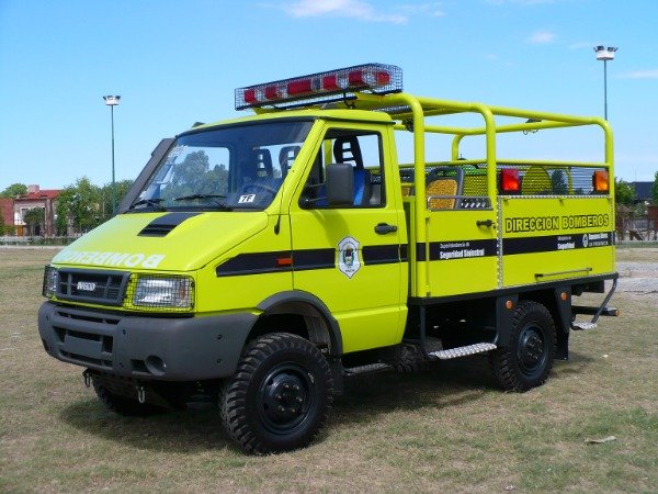 Producto - Unidad Forestal Modelo W-1000 montada sobre Iveco Daily 4x4