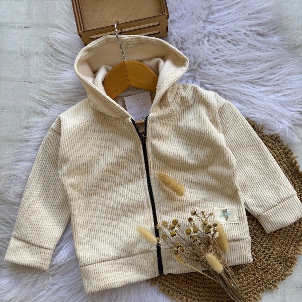Producto - Campera color crudo de corderoy UNISEX talles hasta 4 años