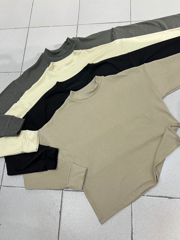 Producto - Buzo crop darlon