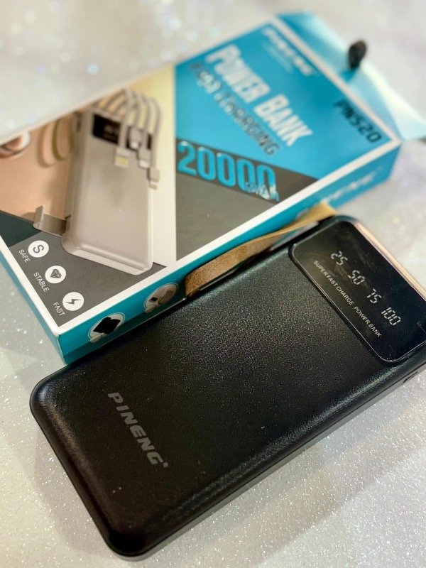 Producto - Cargador portátil pineng 20000mAh