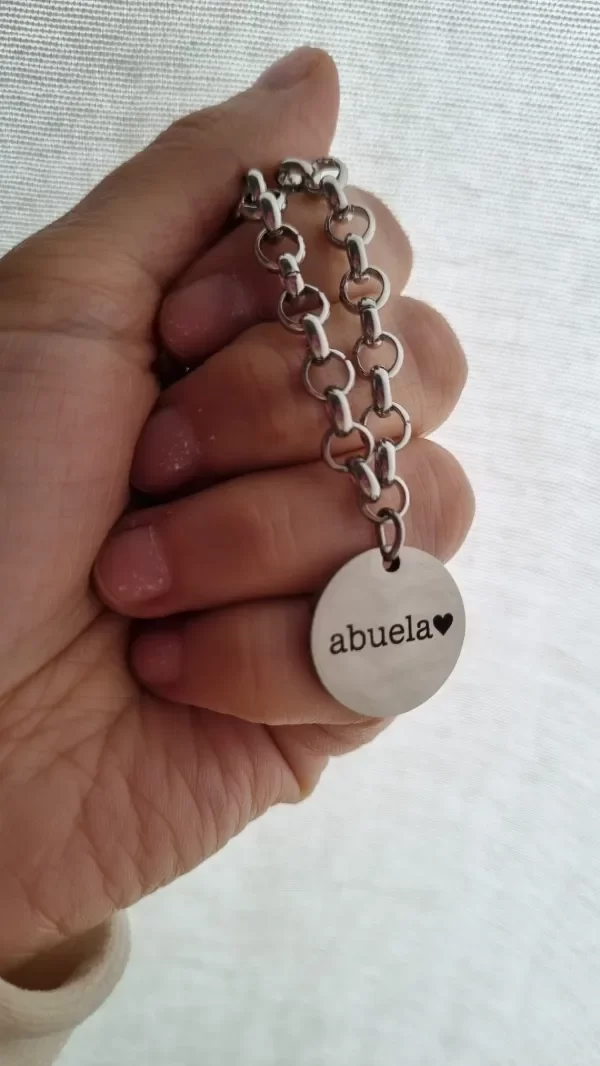 Producto - Pulsera medallita abuela AQ