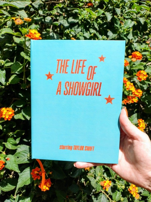 Producto - Poemario The Life of a Showgirl