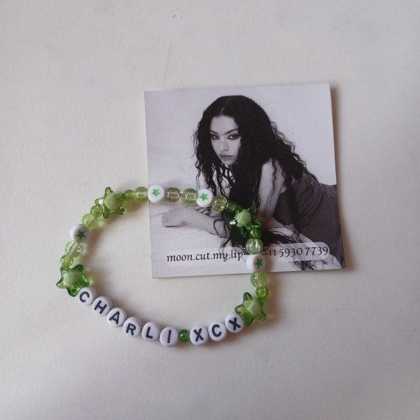Producto - Pulsera charli xcx