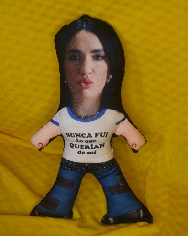 Producto - muñeca lali