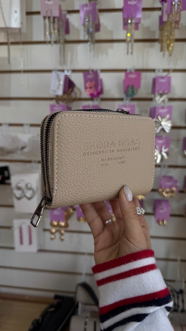 Producto - Billetera Skora