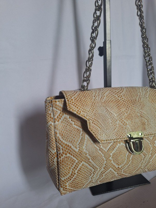 Producto - CHANEL amarillita - 0