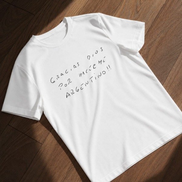 Producto - Remeras // Gracias dios por hacerme Argentino - 0