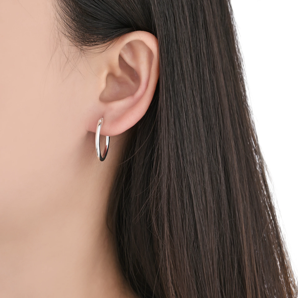 Producto - Argollas Romeo 18 Milímetros - 2.0 mm de ancho