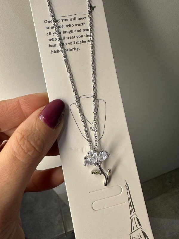 Producto - Cadena con dije piedra flor