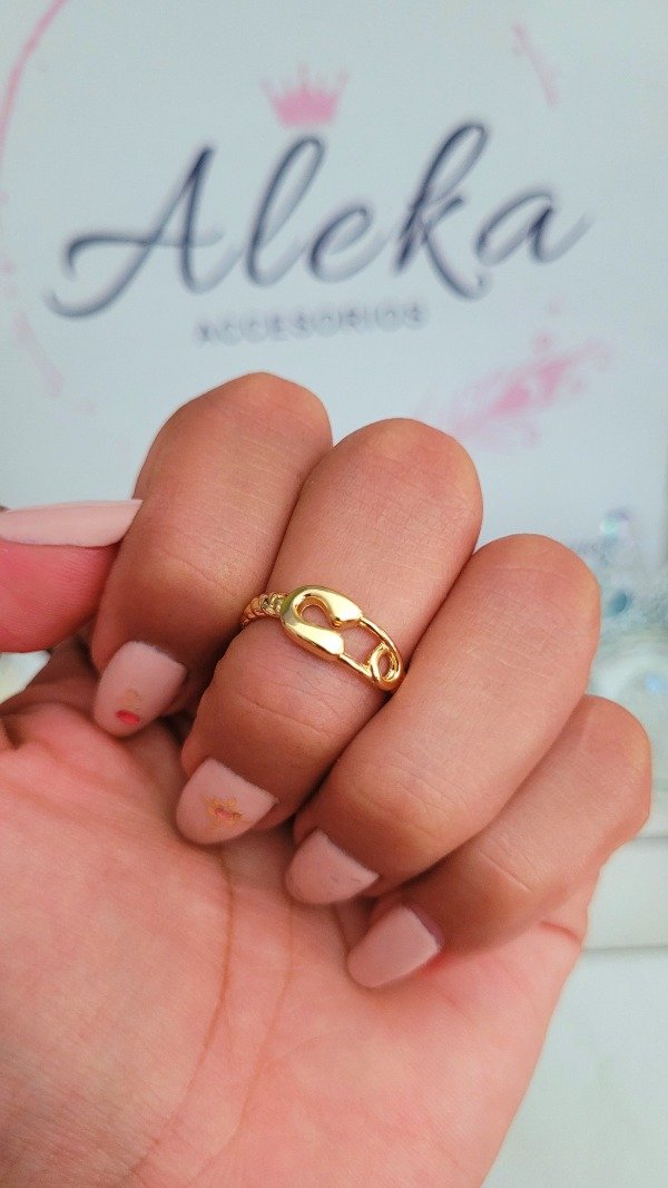 Producto - Anillo alfiler ajustable de acero dorado