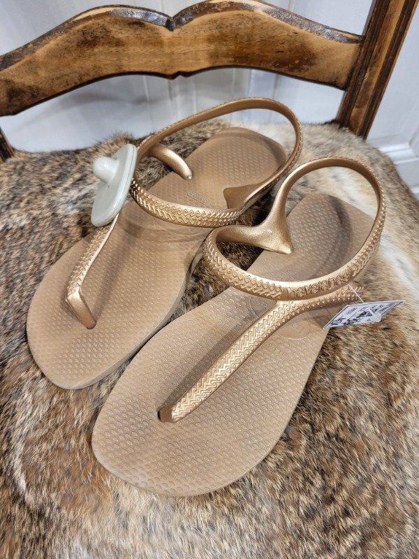 Producto - Ojotas HAVAIANAS doradas Talle 36/36 - PRECIO: 10X