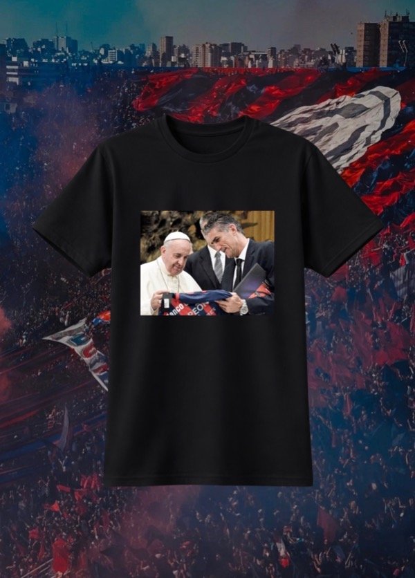 Producto - Remera Papa Francisco y Bauza