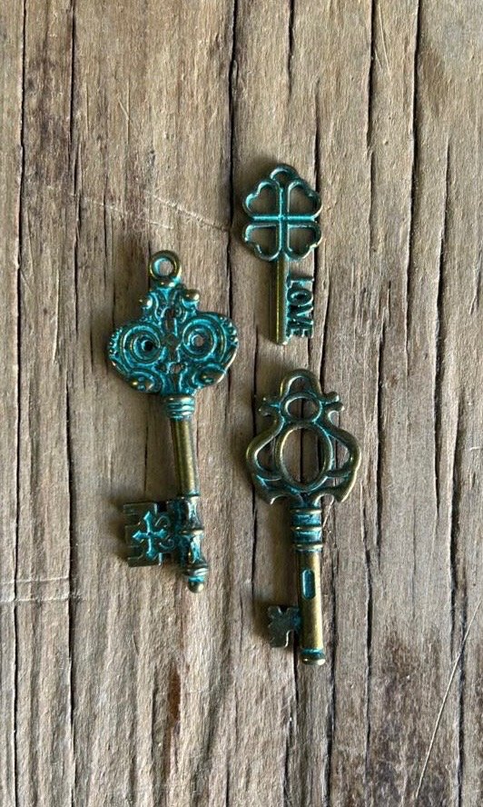 Producto - Pack llaves vintage Queen