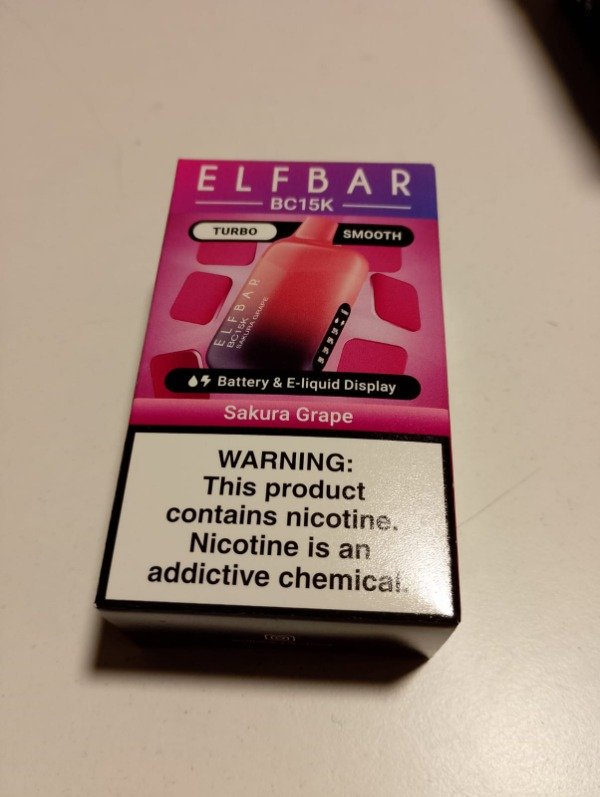 Producto - ELFBAR 15.000 PUFF "SAKURA GRAPE"