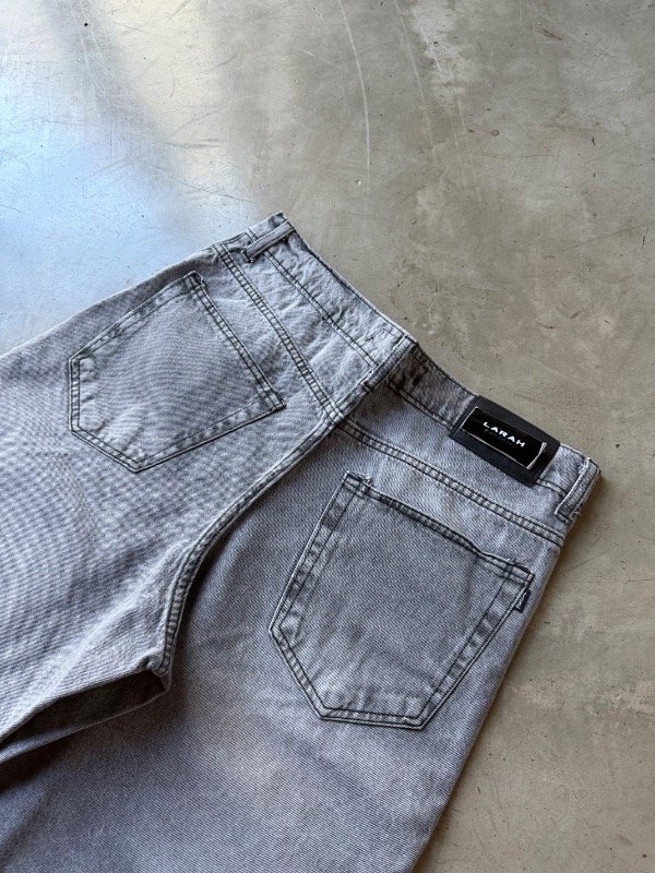 Producto - Bermuda Jean gris humo - 2