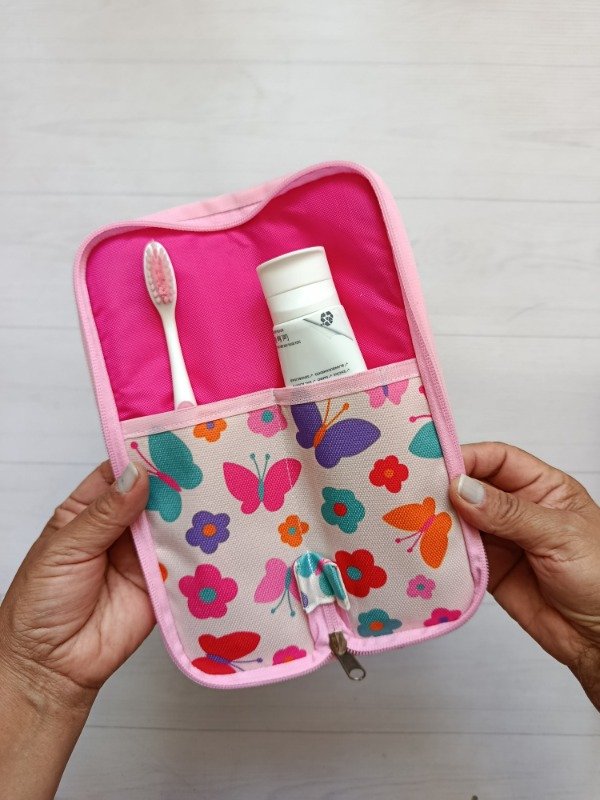 Producto - Estuche Cleo mariposa multicolor - 2