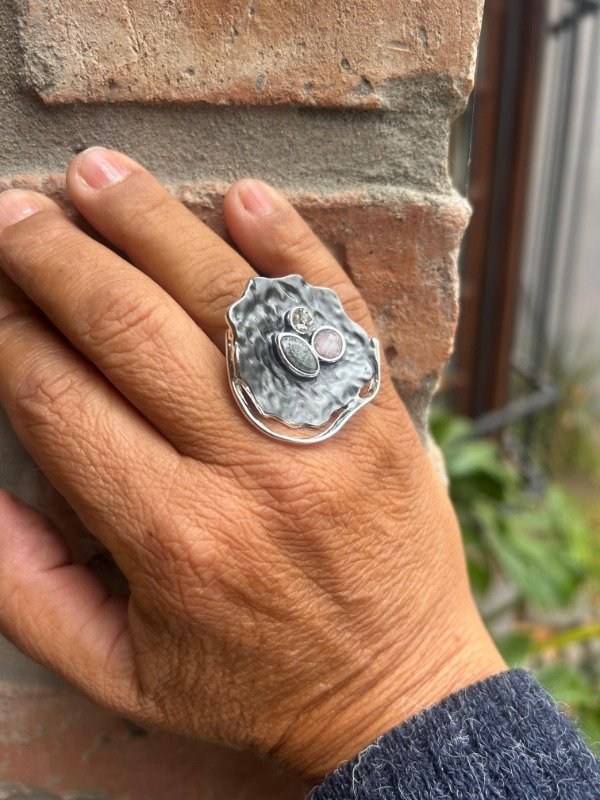 Producto - Anillo -gris-cristales