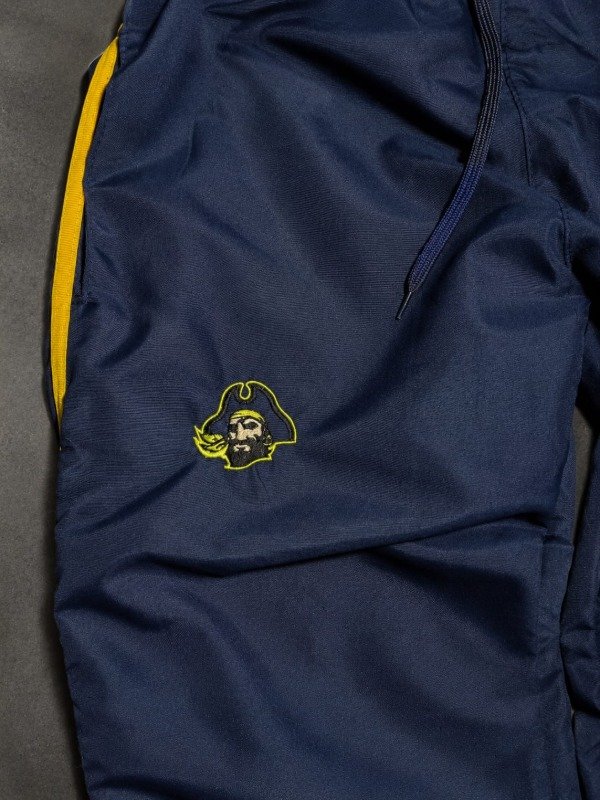 Producto - JOGGING ROMPEVIENTO EAST CAROLINA PIRATES - 1