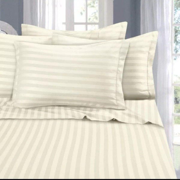 Producto - Juego de sabanas 2 1/2 plaza. City Blanco Dobby