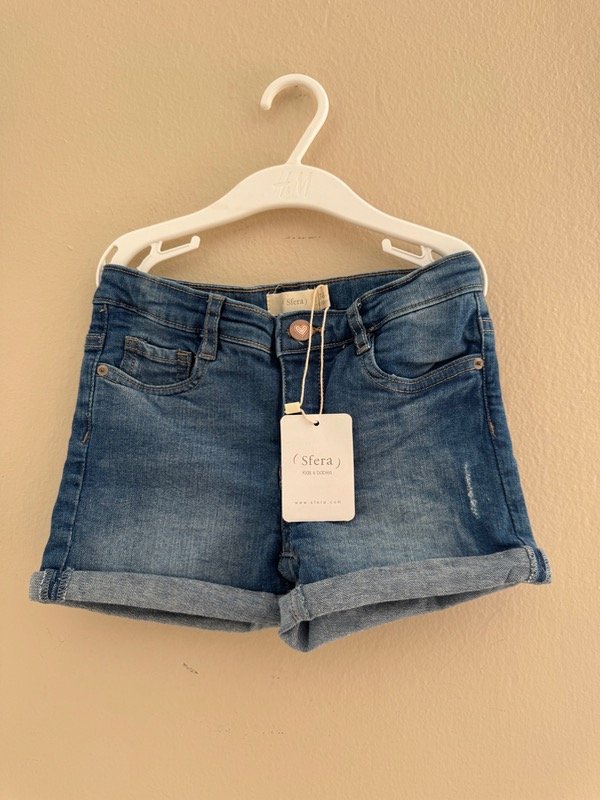 Producto - Short SFERA 7 años NUEVO CON ETIQUETA pca376