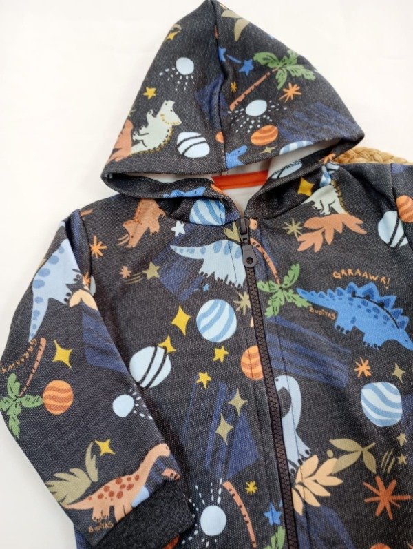 Producto - CAMPERA DINO