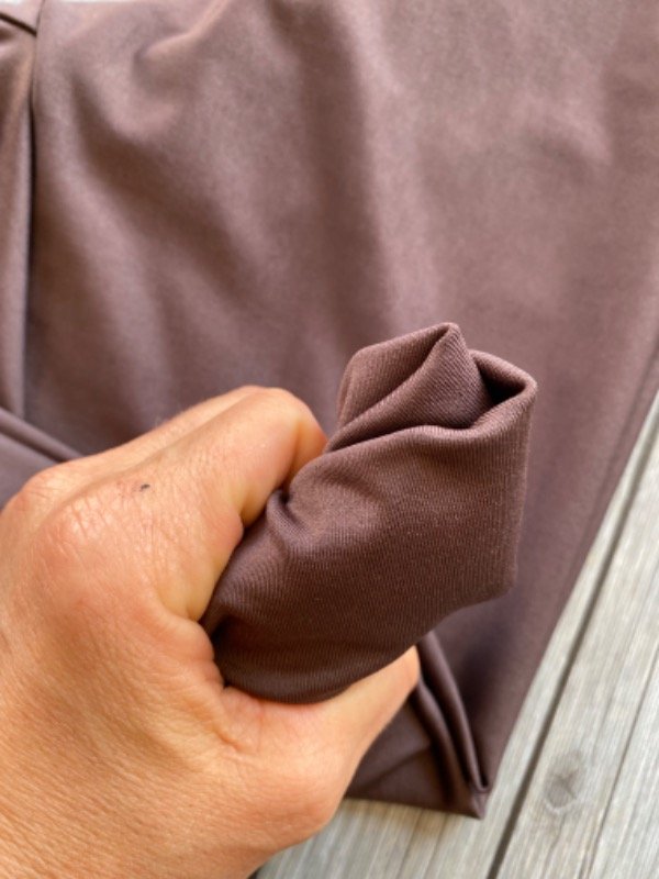 Calza corta de color mocca — imagen 2