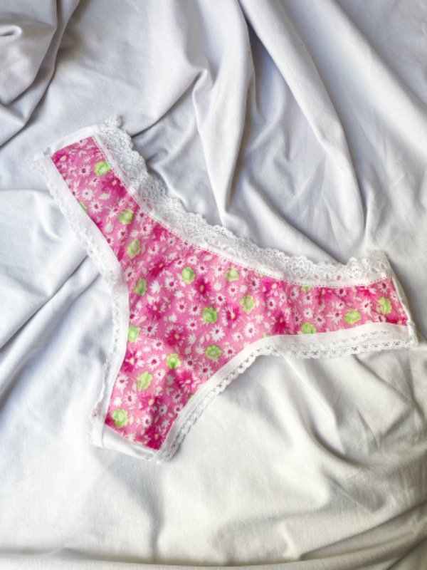 Producto - Bombacha flores novi