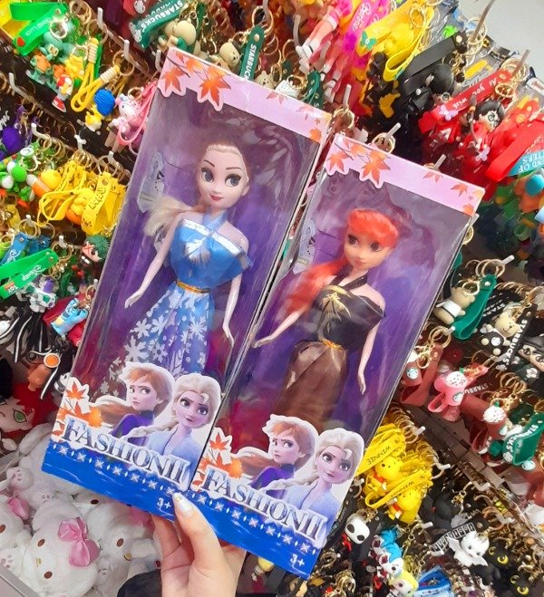 Producto - Muñeca Frozen surtida